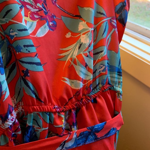 Tristan, Dress, Midi, Size small, Floral red. - Picture 7 of 10